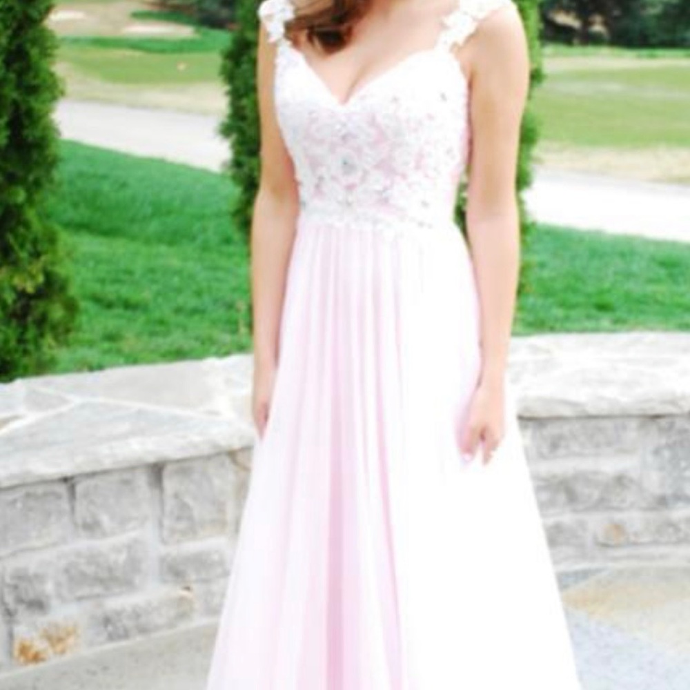 Chic Blush Floral Dress